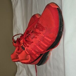 Nike Tennis Shoe Size 7